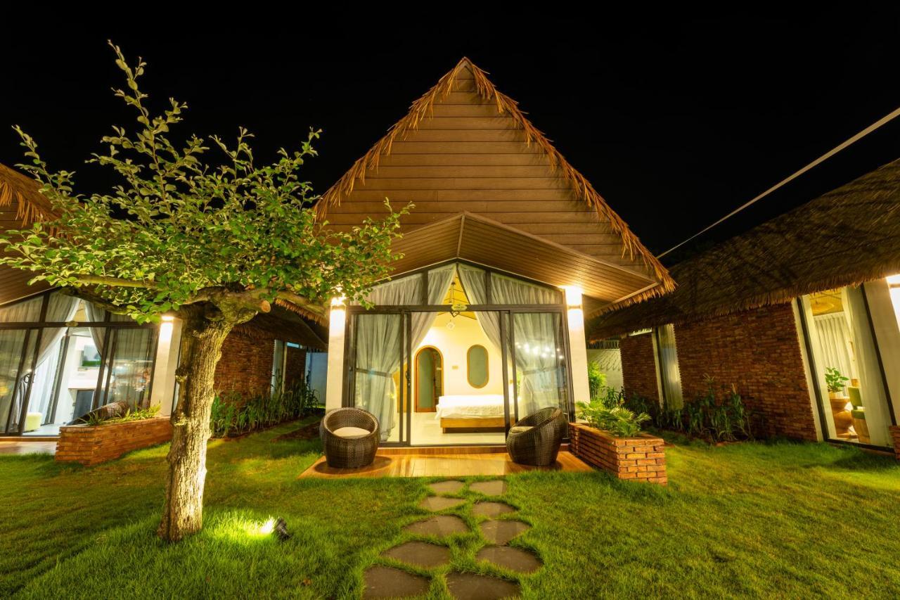 Apple House & Coffee Hotell Bà Rịa Eksteriør bilde