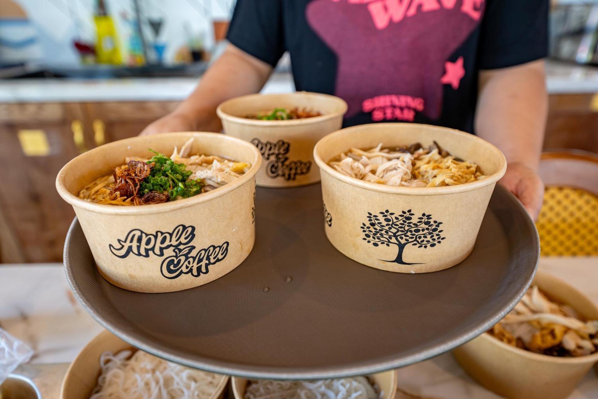 Apple House & Coffee Hotell Bà Rịa Eksteriør bilde