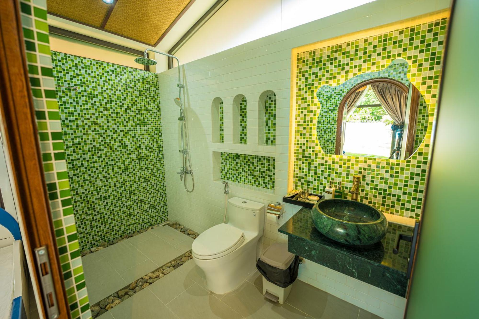 Apple House & Coffee Hotell Bà Rịa Eksteriør bilde